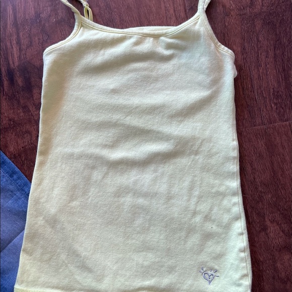 Bundle of tank top and jeans. - Picture 3 of 8